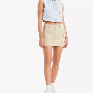 * Levi's Women's 94 Cargo Twill Mini Throwback Skirt Safari Tan Size 29